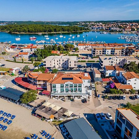 Hotel Koral Medulin Bagian luar foto