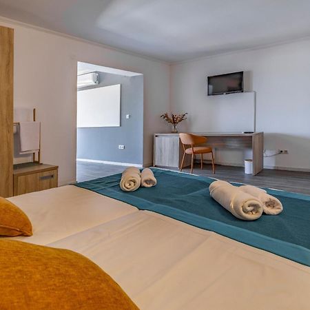 Hotel Koral Medulin Bagian luar foto