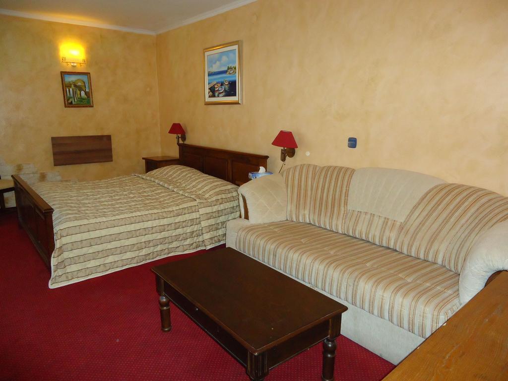 Hotel Koral Medulin Ruang foto