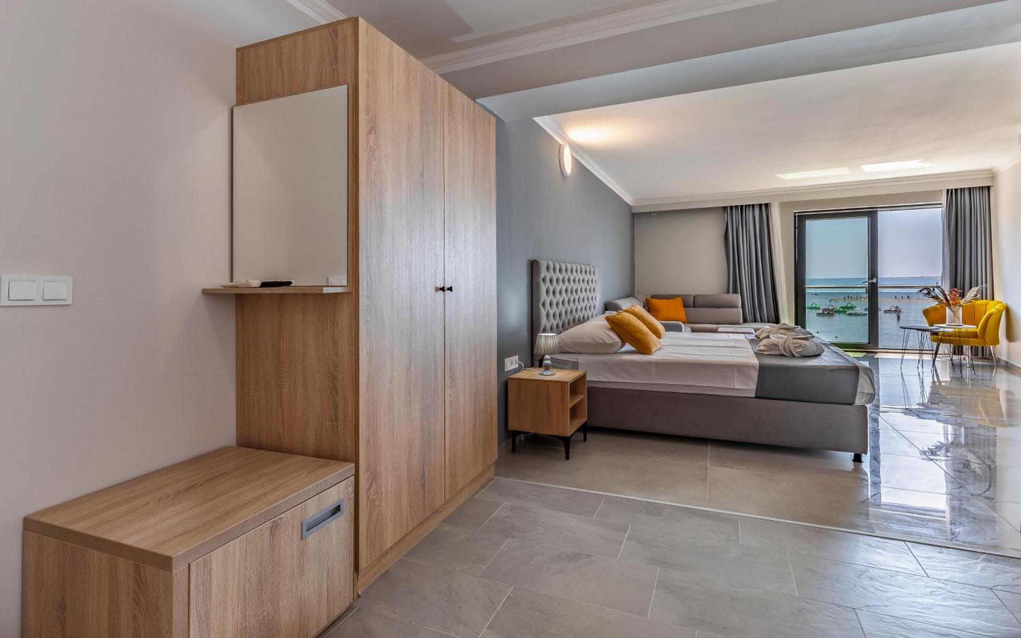Hotel Koral Medulin Bagian luar foto