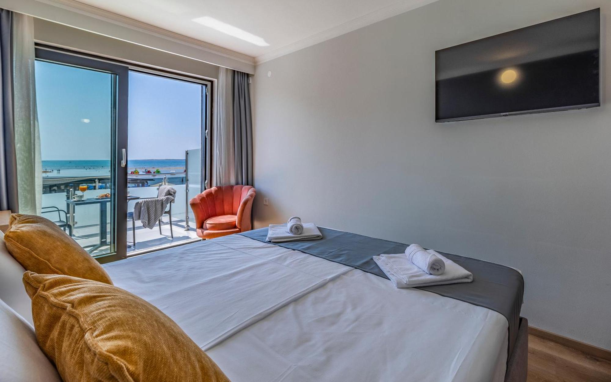 Hotel Koral Medulin Bagian luar foto