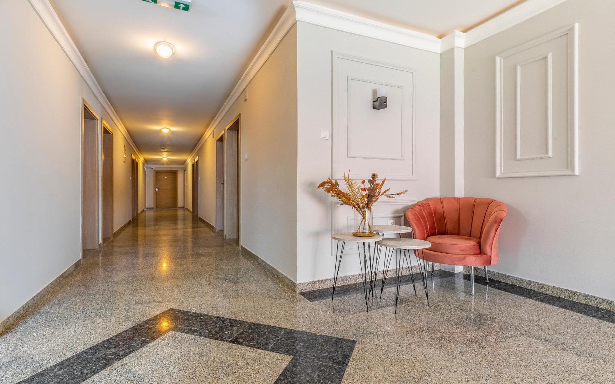 Hotel Koral Medulin Bagian luar foto